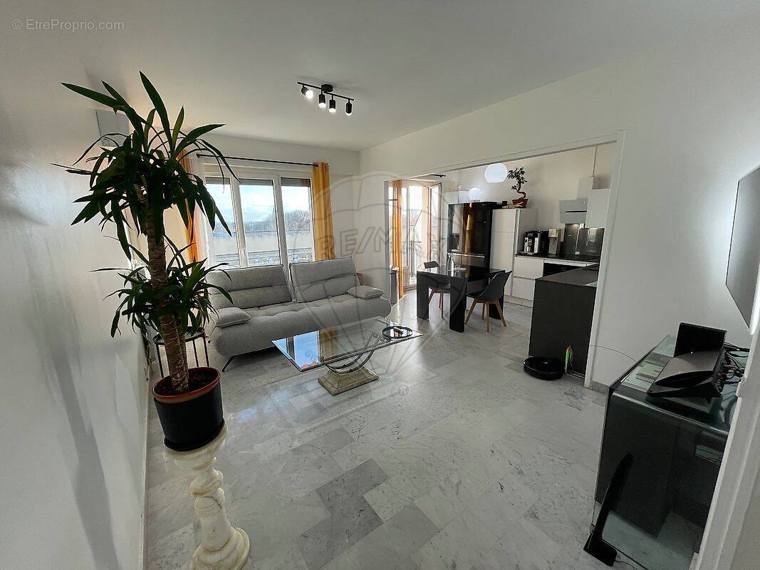 Appartement à NIMES