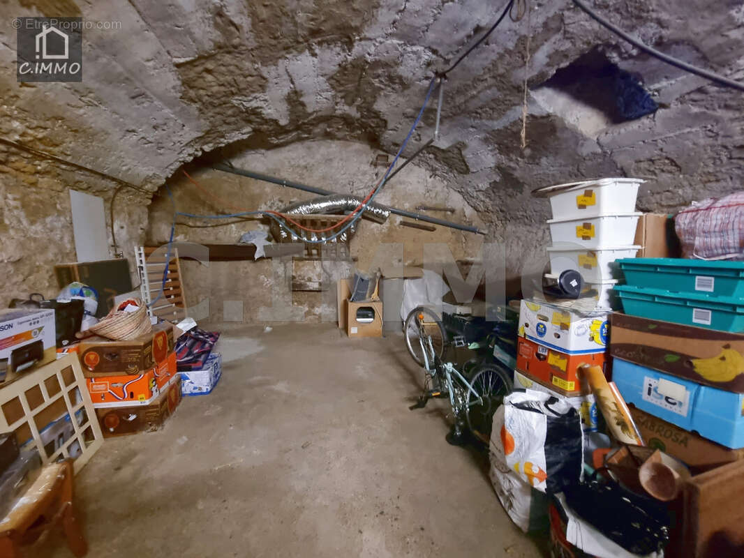 Appartement à ABEILHAN