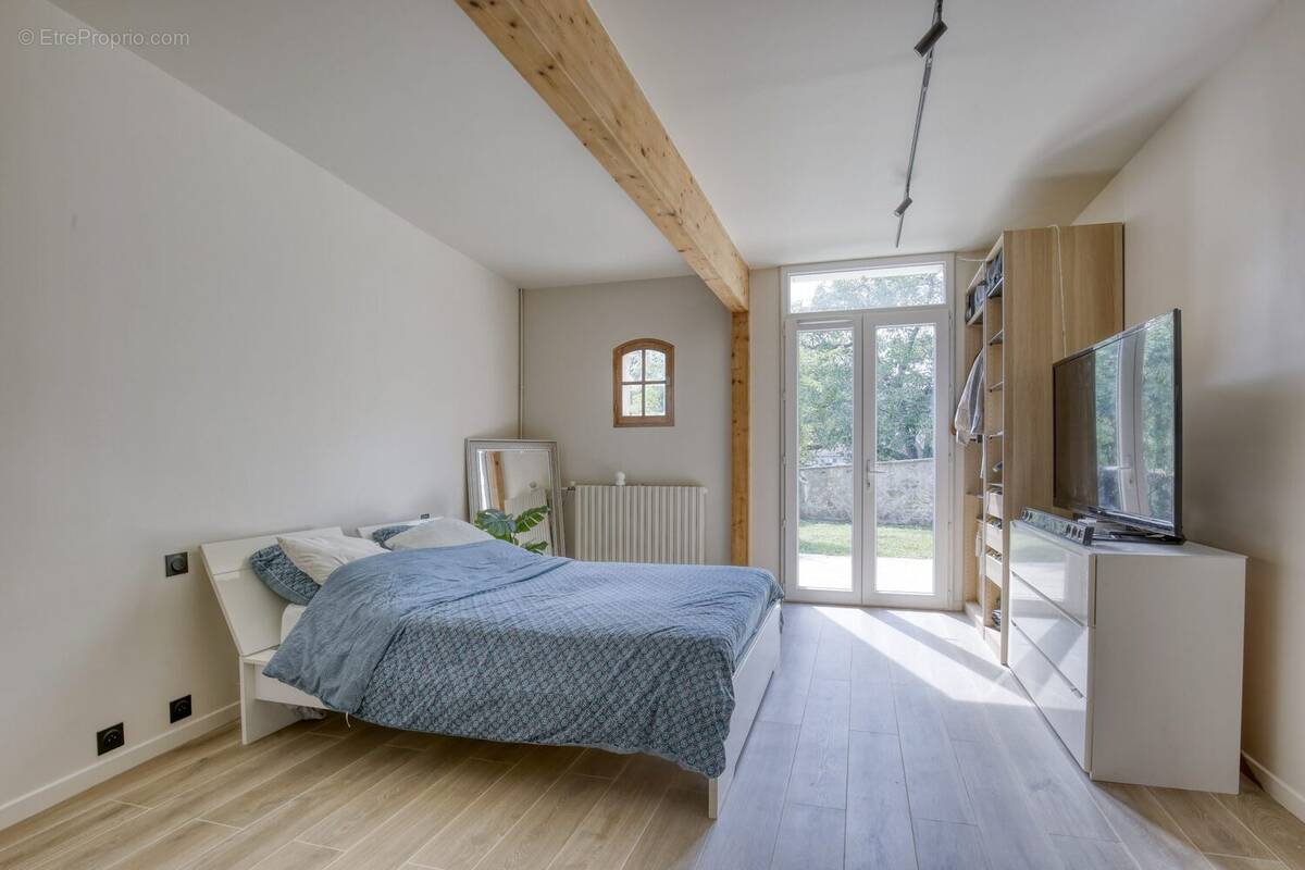 Maison 230 m² à Ableiges  - photo 3