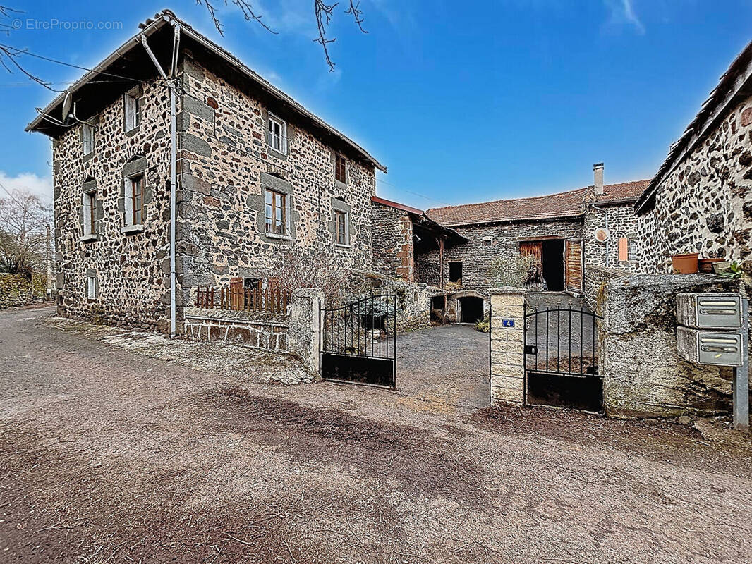 Maison à SAINT-PAULIEN