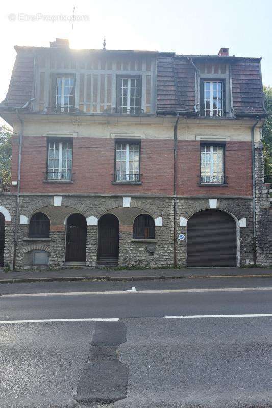 Maison à MELUN