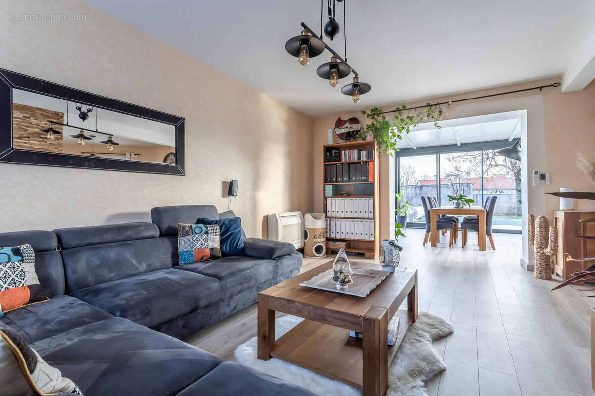 Maison 130 m² à Valence  - photo 11