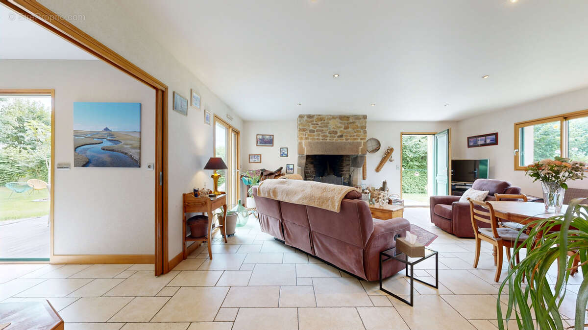 Maison à BRECEY