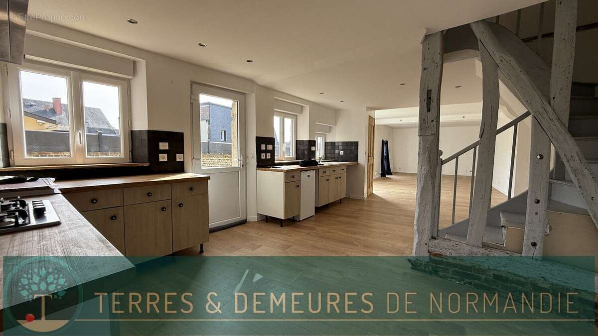 Maison à NEUFCHATEL-EN-BRAY