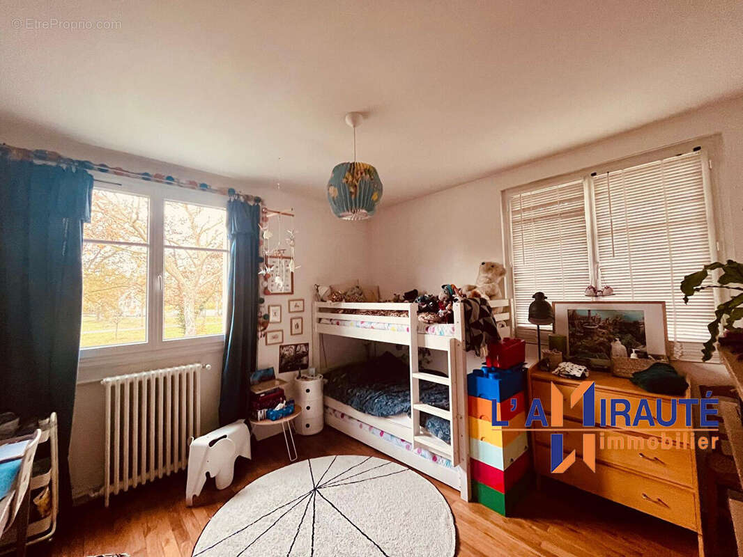 Appartement à MAISONS-LAFFITTE