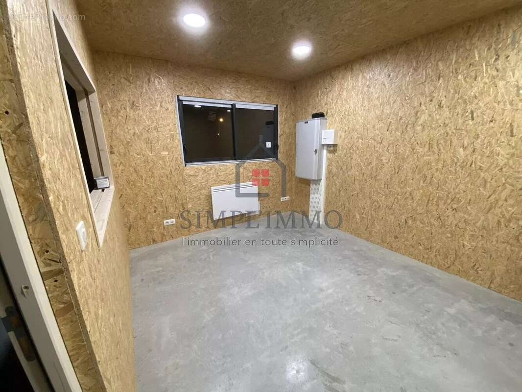 Commerce à SAINT-MEDARD-D'AUNIS