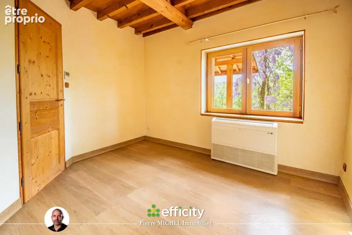 Maison 7 pièces 136 m² à vendre à Bessenay (69690) - photo 14