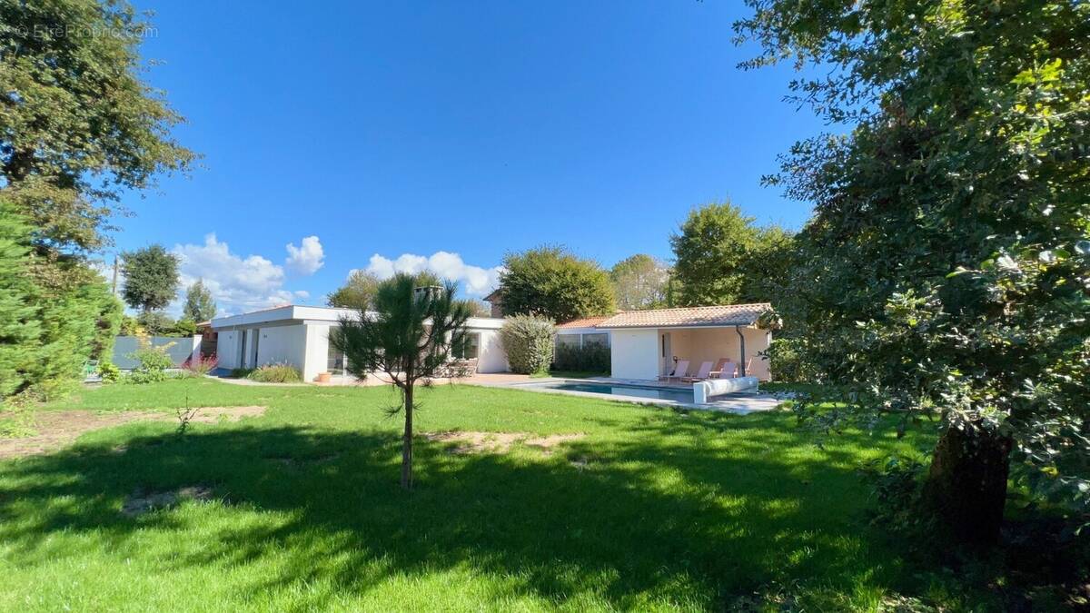 Maison à GUJAN-MESTRAS