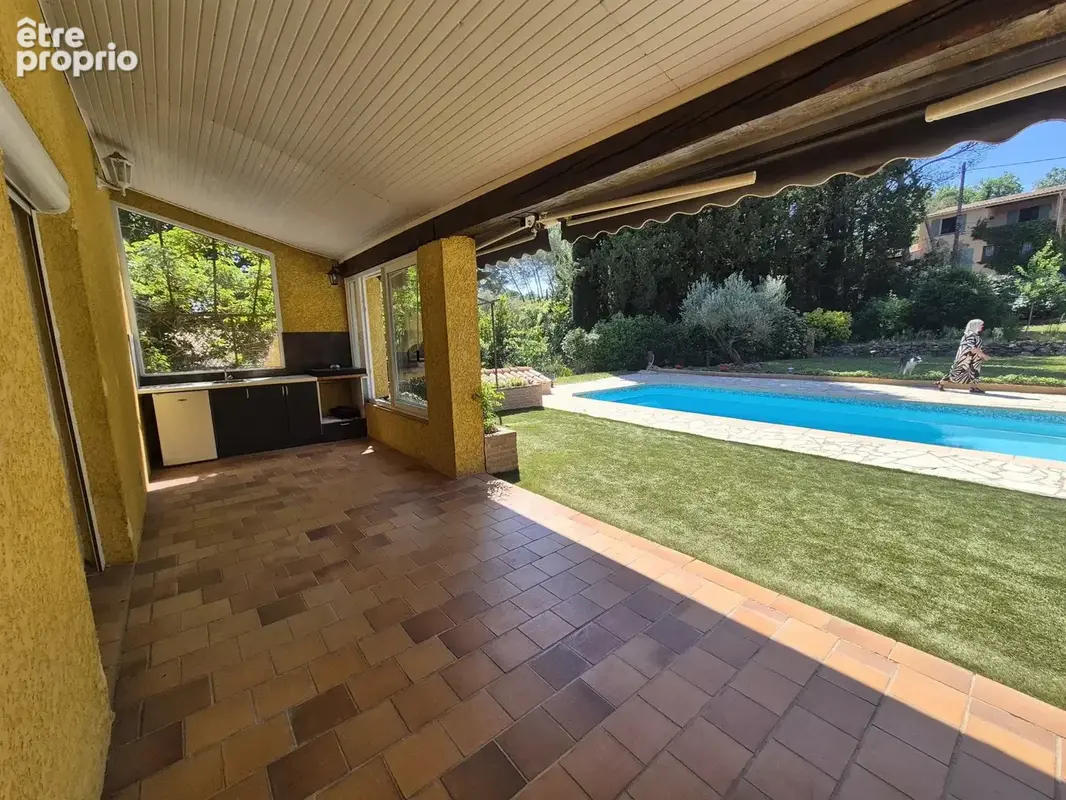 Vente Maison Le cannet-des-maures(83340) 559 000ï¿œ - photo 2