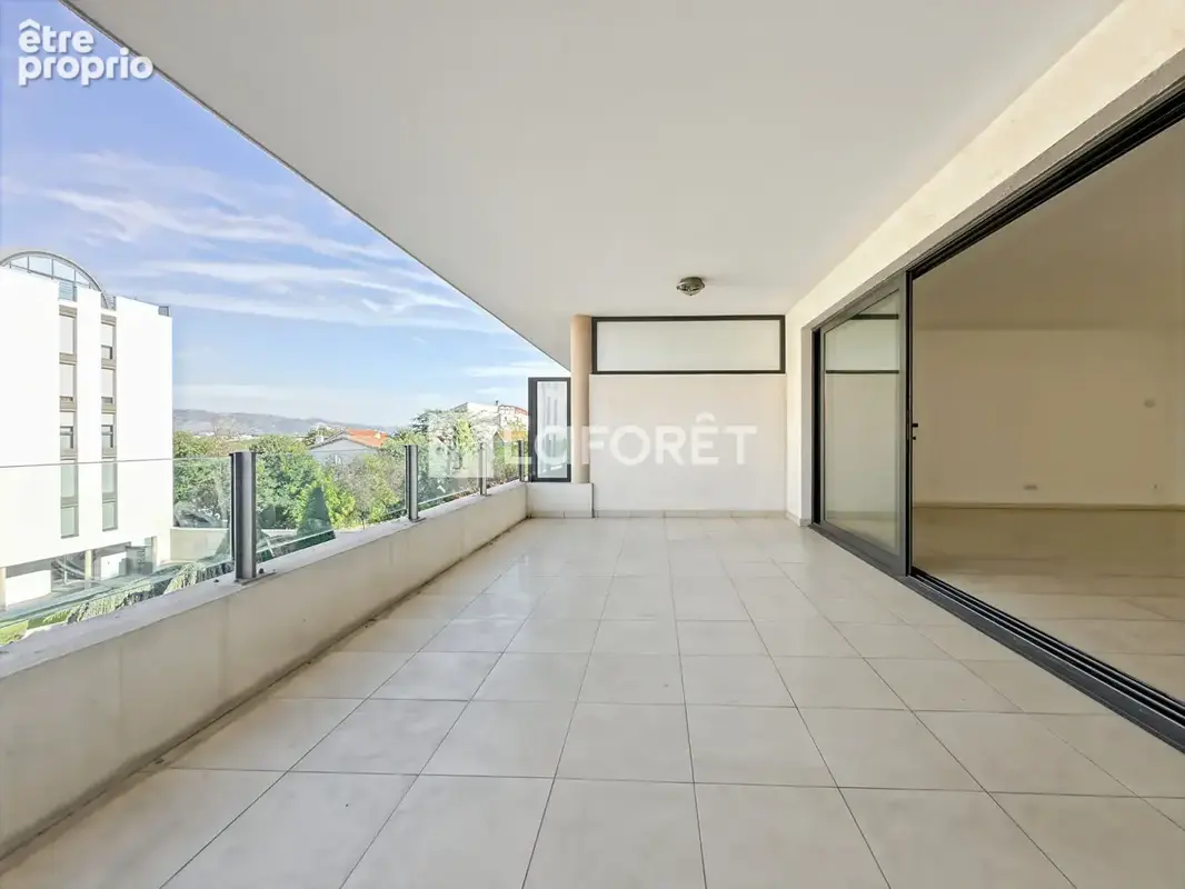 Photo Appartement à Valence au prix de 432 000€