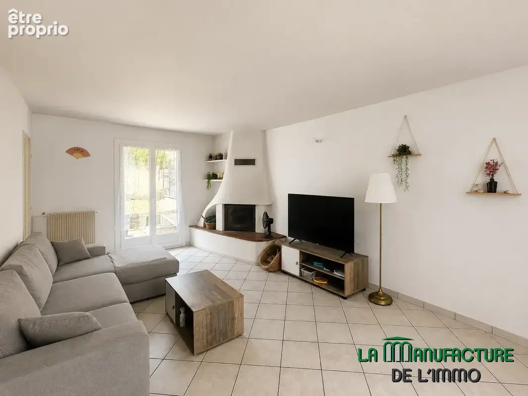 maison individuelle 100,71 m2 (140,81 m2 au sol) + terrain, garage, cave et panneaux solaires - monteynaud le - photo 5