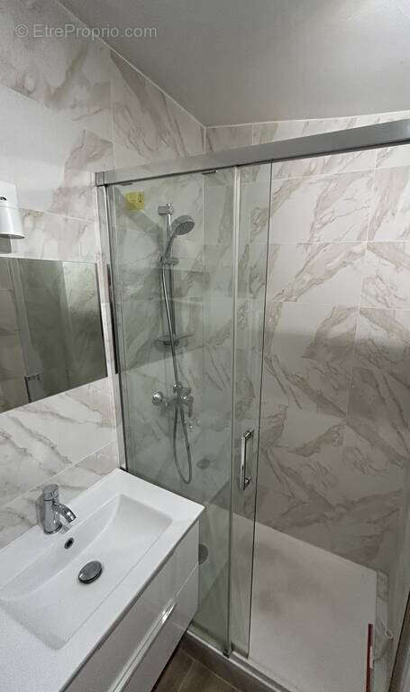 Appartement à PARIS-3E