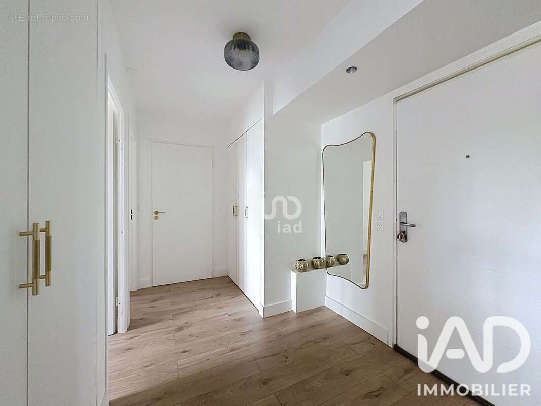Photo 2 - Appartement à NANTERRE
