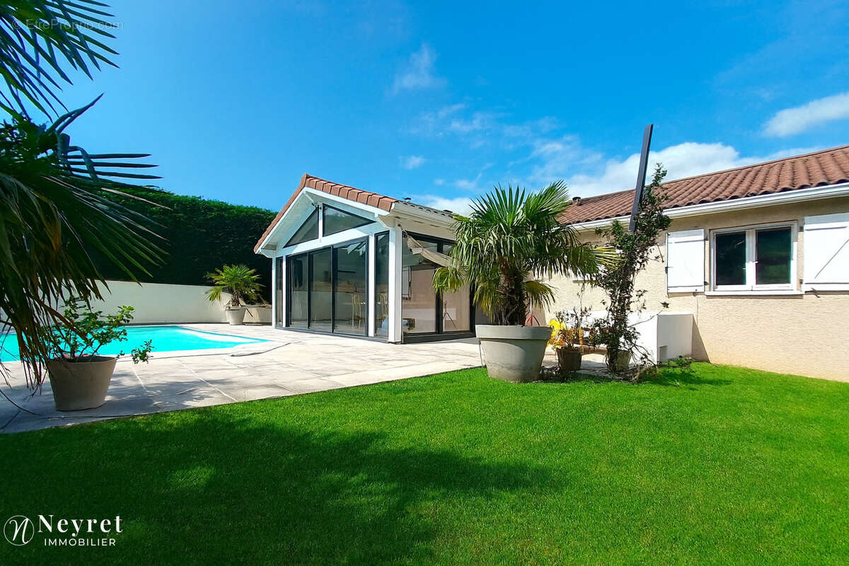 Maison à vendre   Ternay (69360)   145 m2 - 3 chambres 1 bureau- sous-sol   Terrain 1157 m2- piscine - photo 16