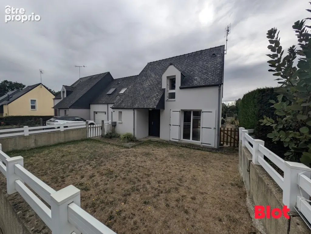 Maison 5 pièces 96 m² à vendre à Argentre-Du-Plessis (35370) - photo 2