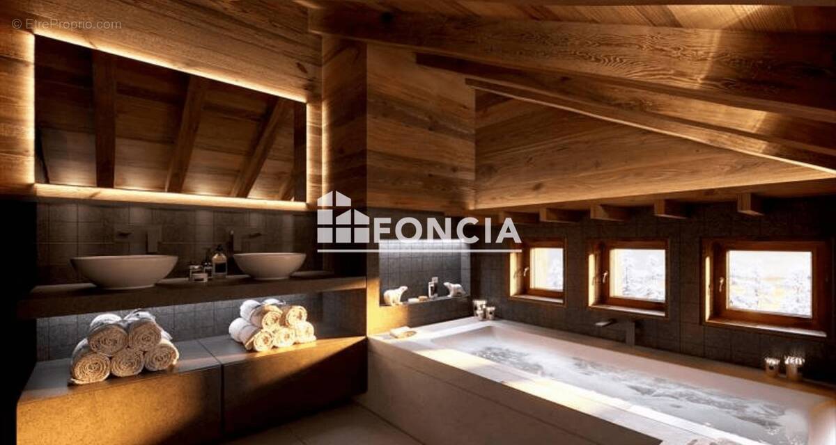 Maison à LES ALLUES