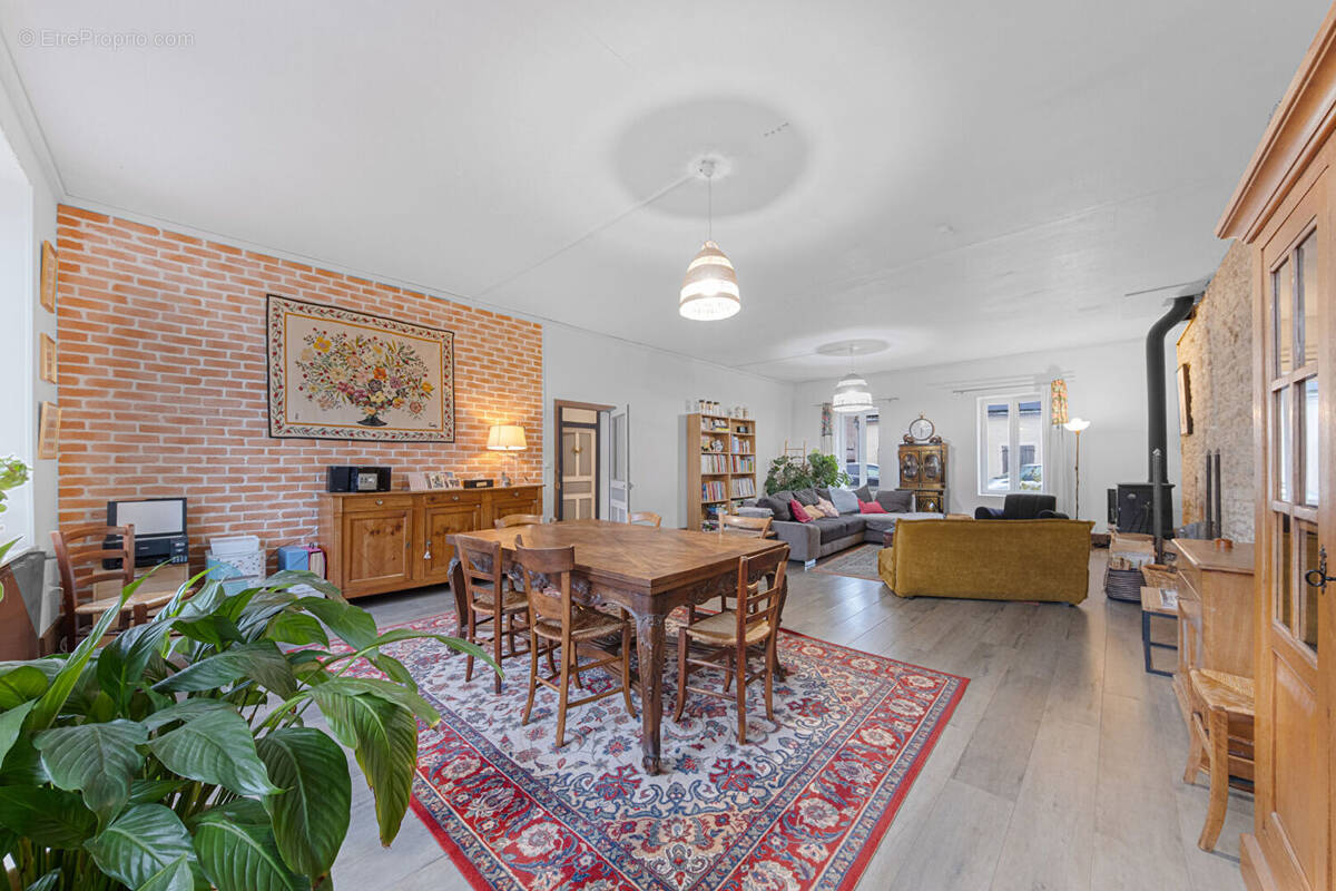 Maison à LABERGEMENT-LES-SEURRE