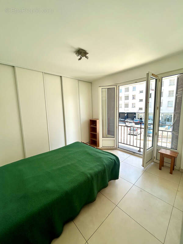 Vente en exclusivite t2 55 m2 avec grenier secteur candia - photo 5