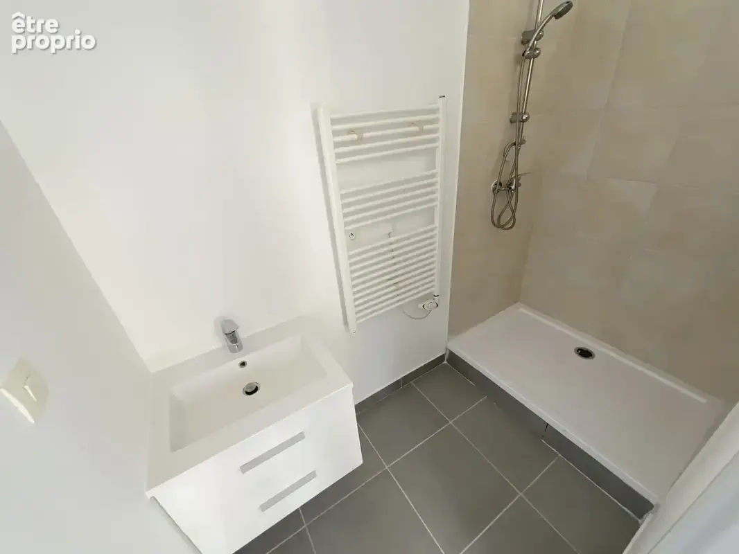 LOGEMENT LIBRE 