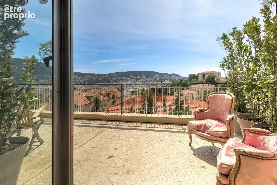 Cimiez - Dernier Étage - Appartement-Villa - Très  Grande Terrasse - photo 5