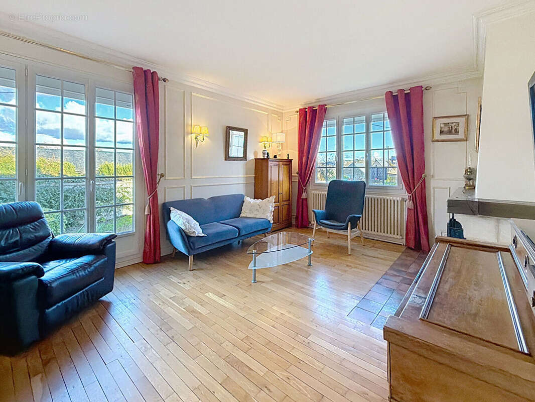 Maison à SOTTEVILLE-LES-ROUEN