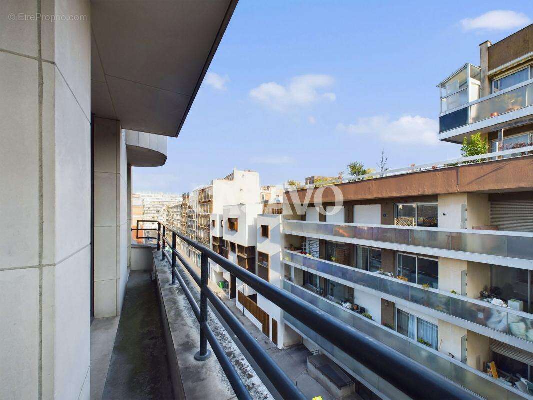 Appartement à PARIS-15E