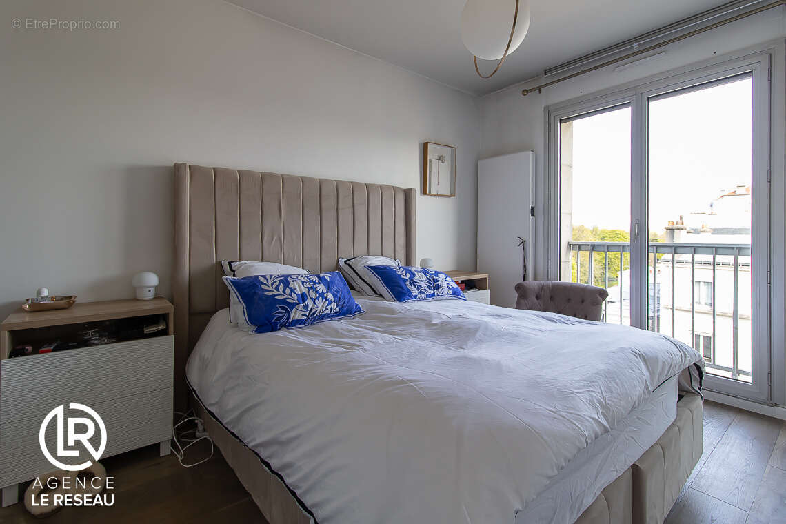 Appartement à CHARENTON-LE-PONT