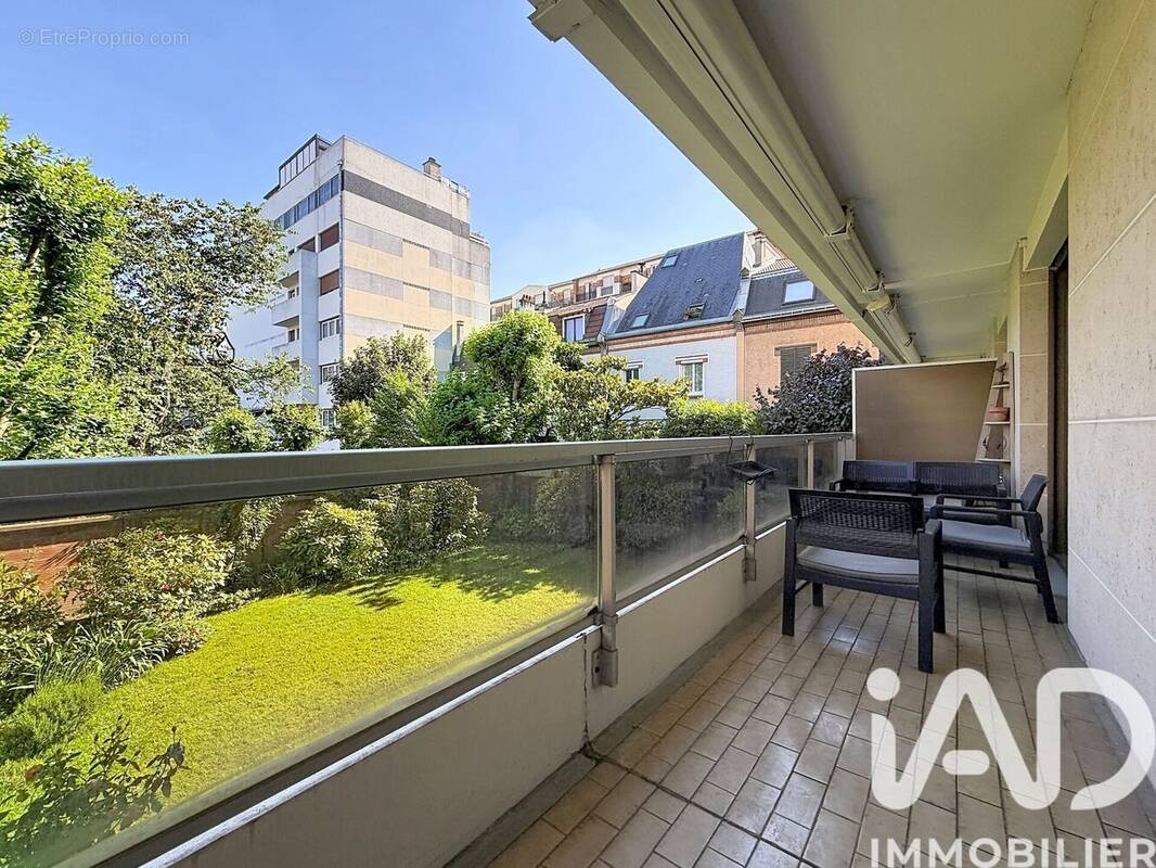 Photo 1 - Appartement à COURBEVOIE