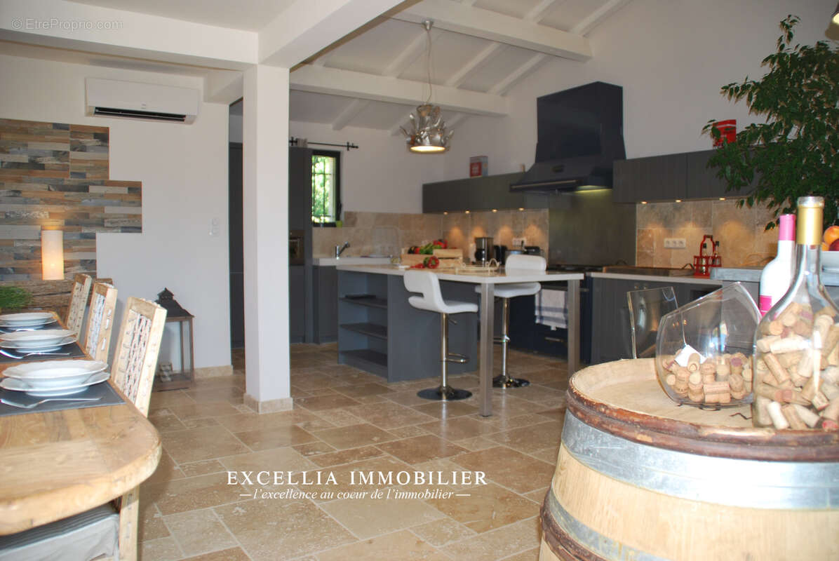 Maison à MAUSSANE-LES-ALPILLES