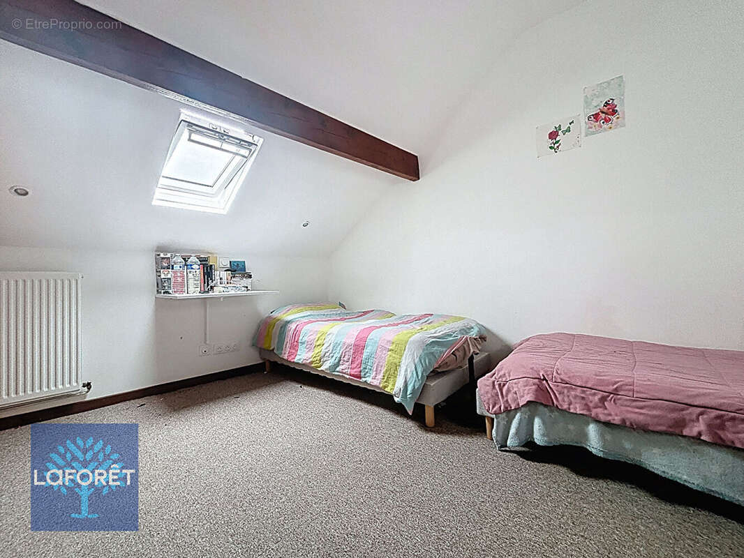 Maison à CHENNEVIERES-SUR-MARNE