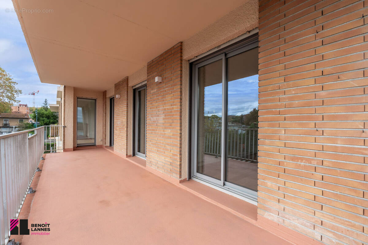 Photo 1 - Appartement à RAMONVILLE-SAINT-AGNE