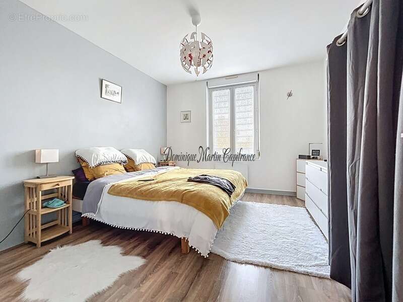 Appartement à LA CHARTRE-SUR-LE-LOIR