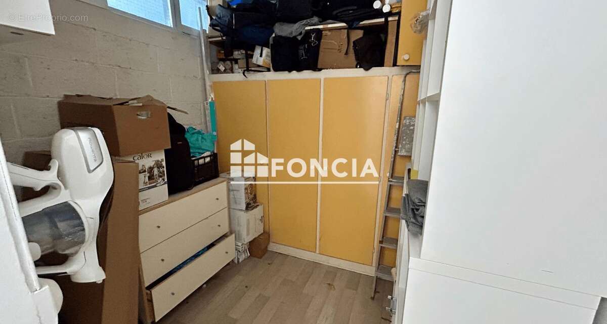 Appartement à FRESNES