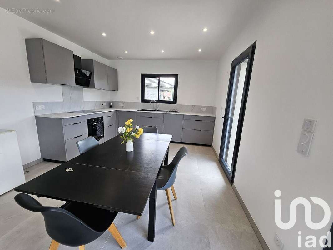 Photo 4 - Maison à CULOZ