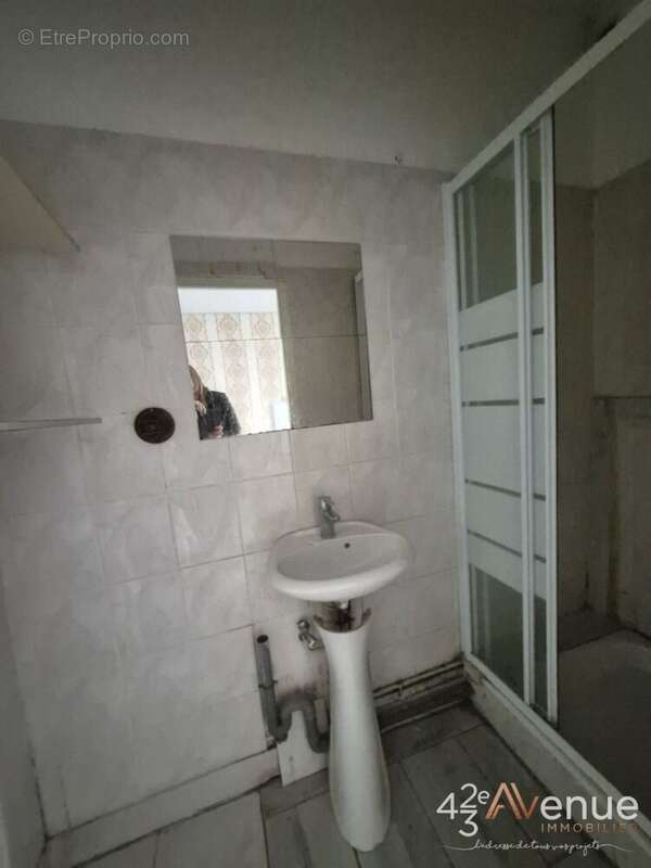 Appartement à SAINT-ETIENNE