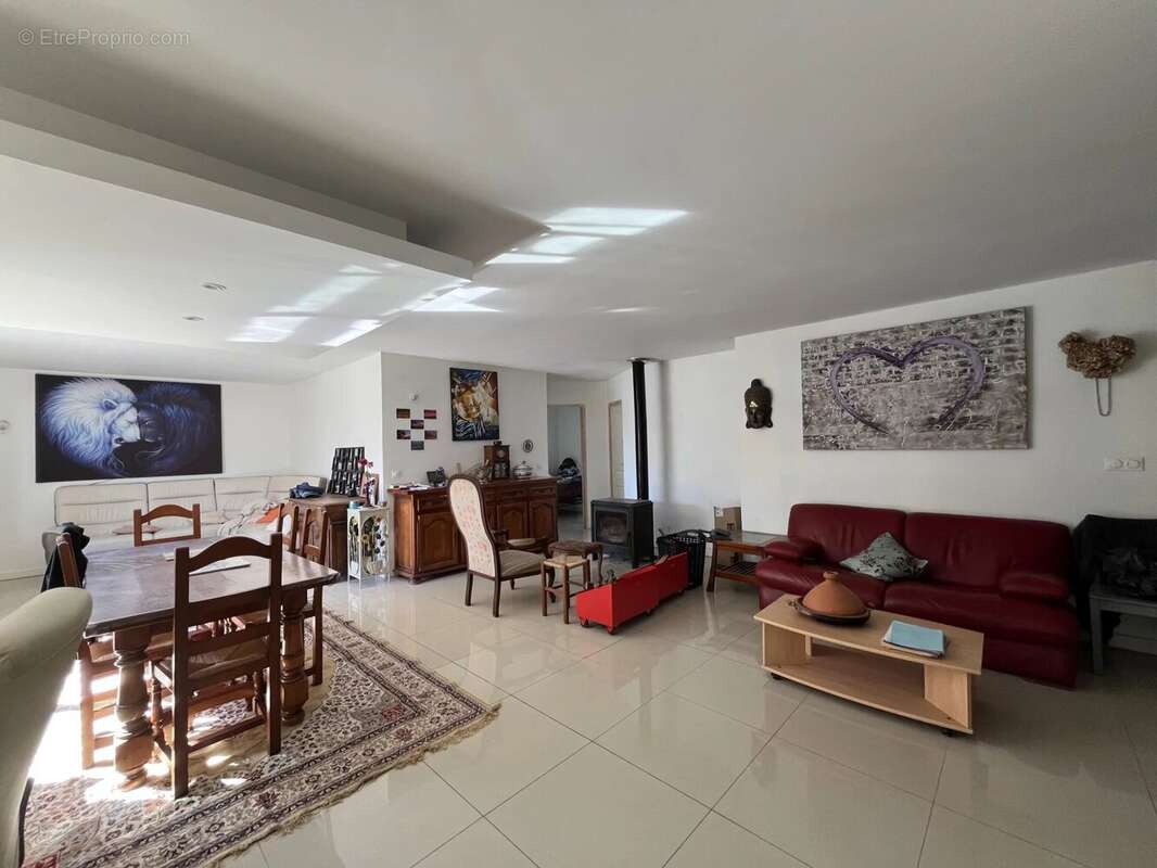 Maison à VILLEFRANCHE-DU-QUEYRAN