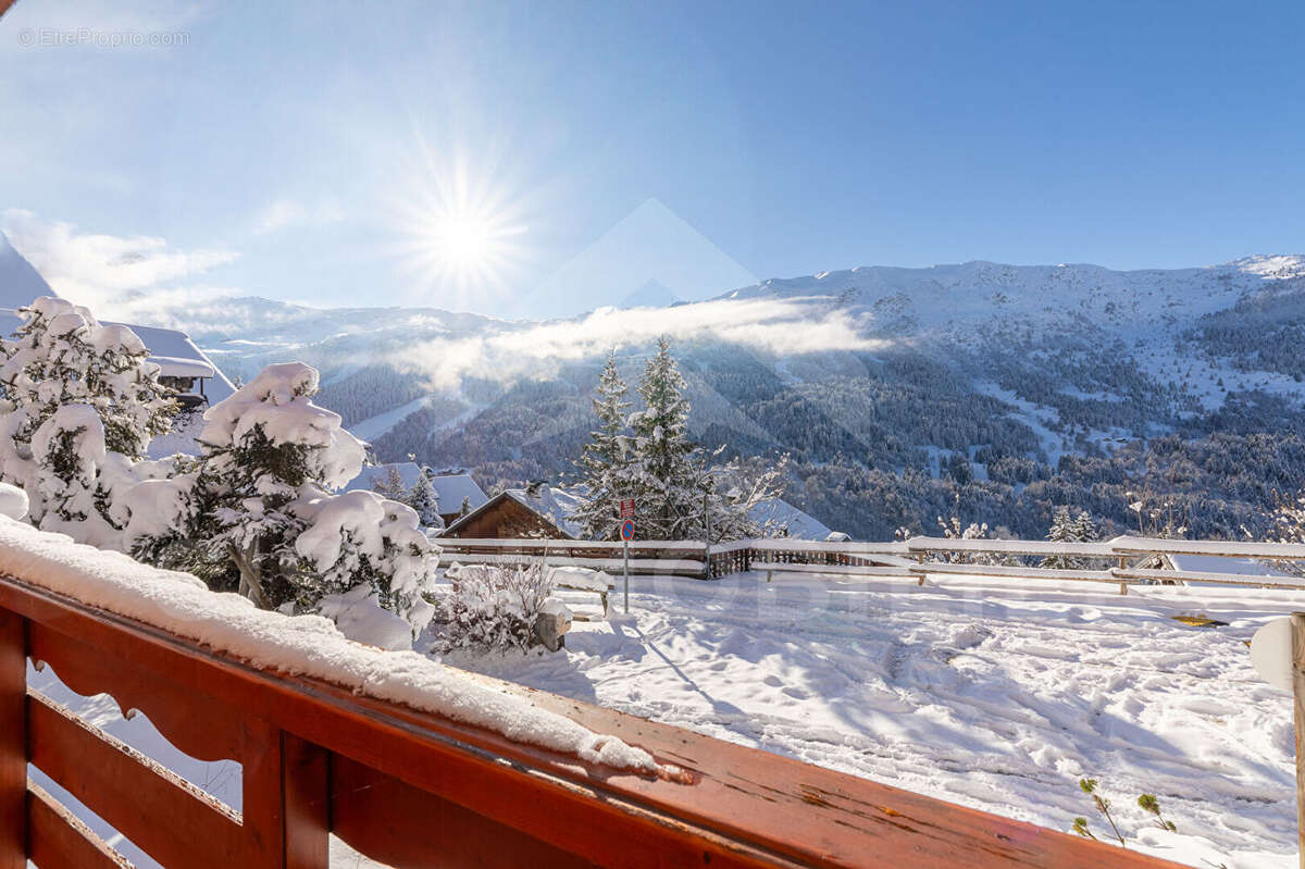 Appartement à LES ALLUES