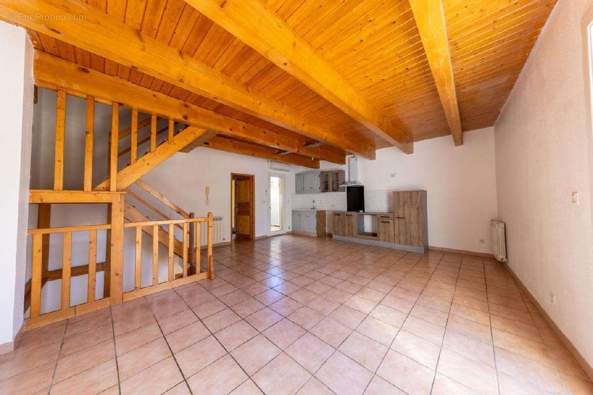 Maison à AIGUES-VIVES