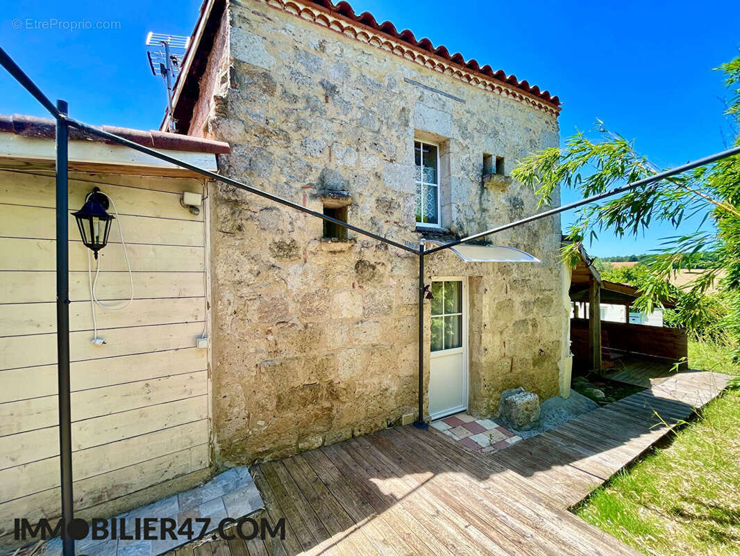Ancien presbitere renové avec gites independants - photo 14
