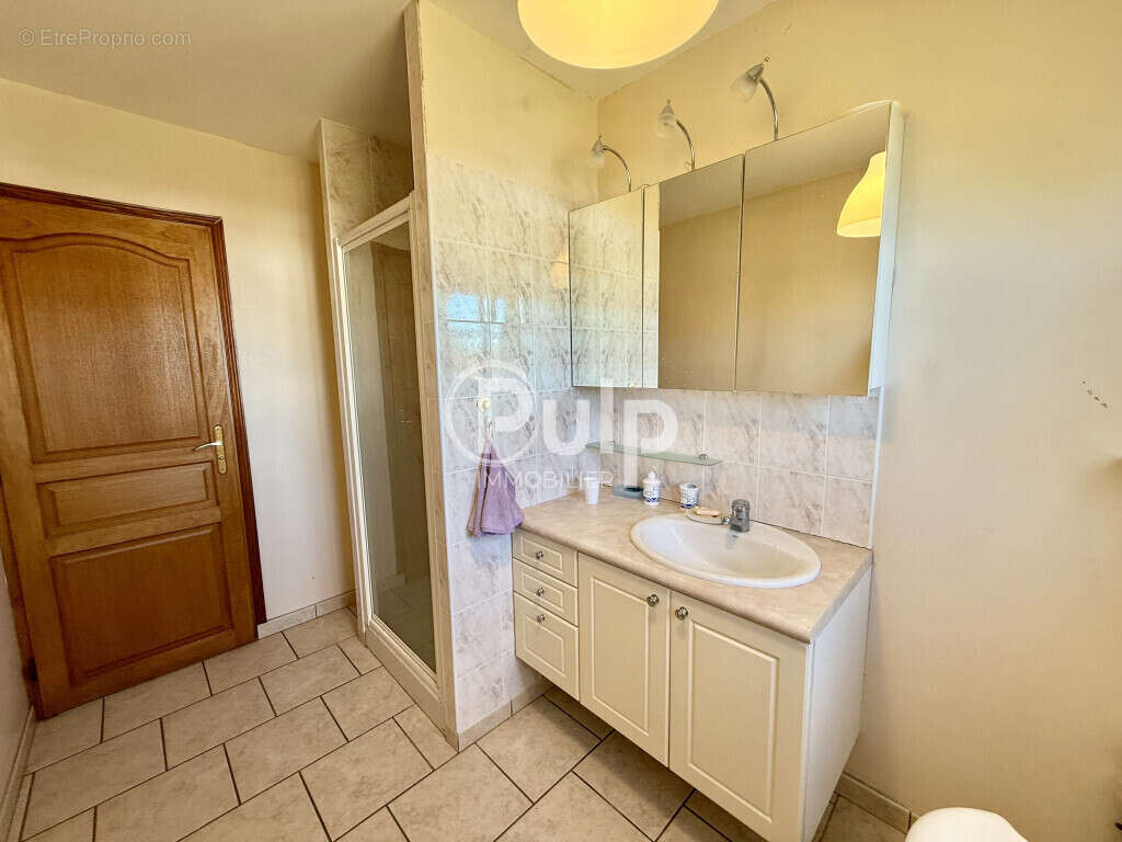 Maison à AUXI-LE-CHATEAU