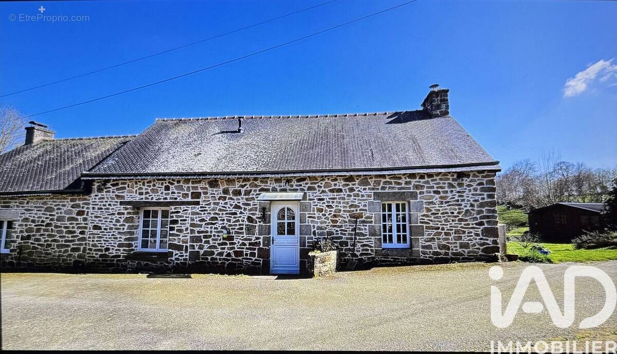 Photo 1 - Maison à LANGOELAN