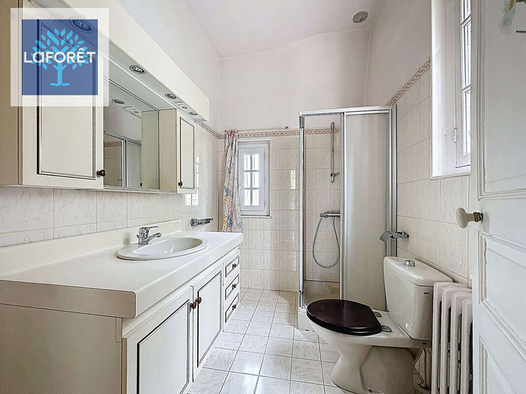 Maison à AUVERS-SUR-OISE