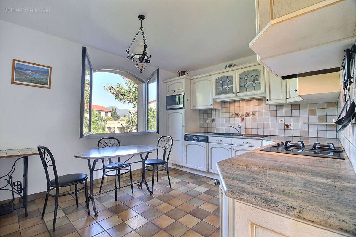 Maison à CLERMONT-FERRAND