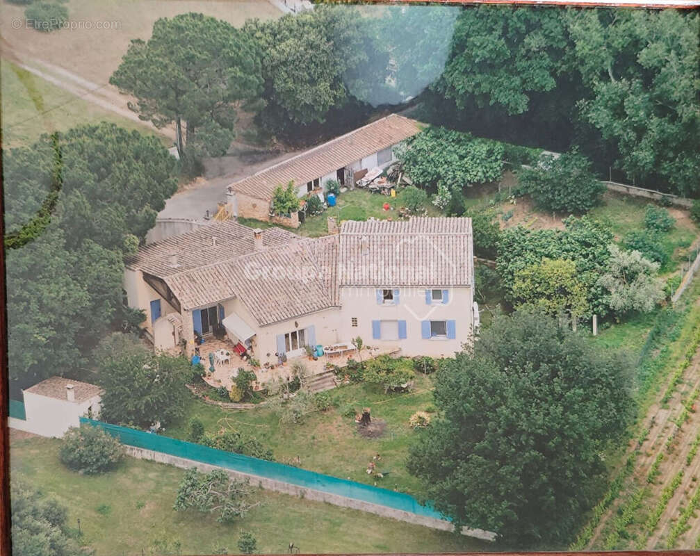 Maison Rochegude 7 pièce(s) 201 m2 sur terrain de 1 580 m². - photo 7