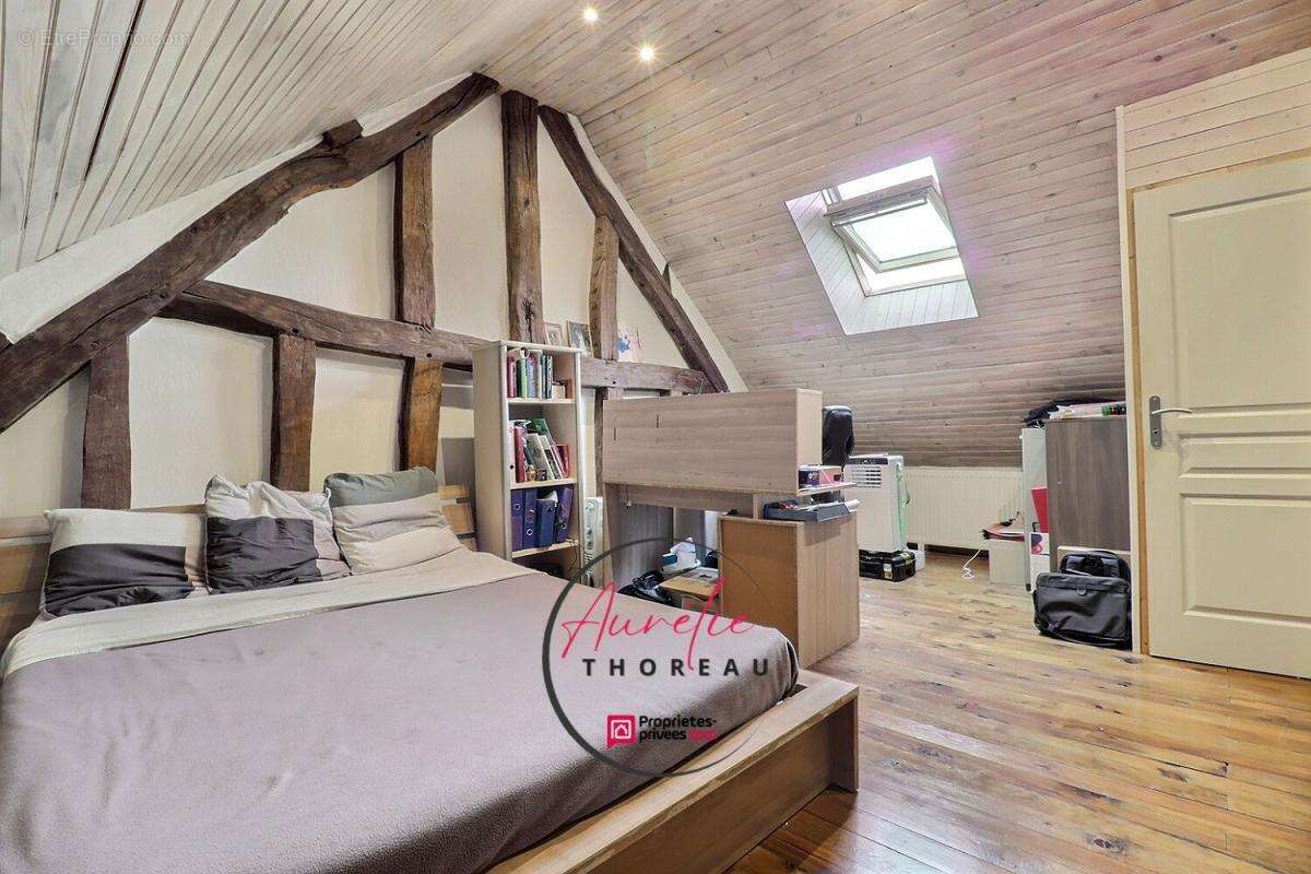 Longère rénovée, 4 chambres, proche centre - photo 12