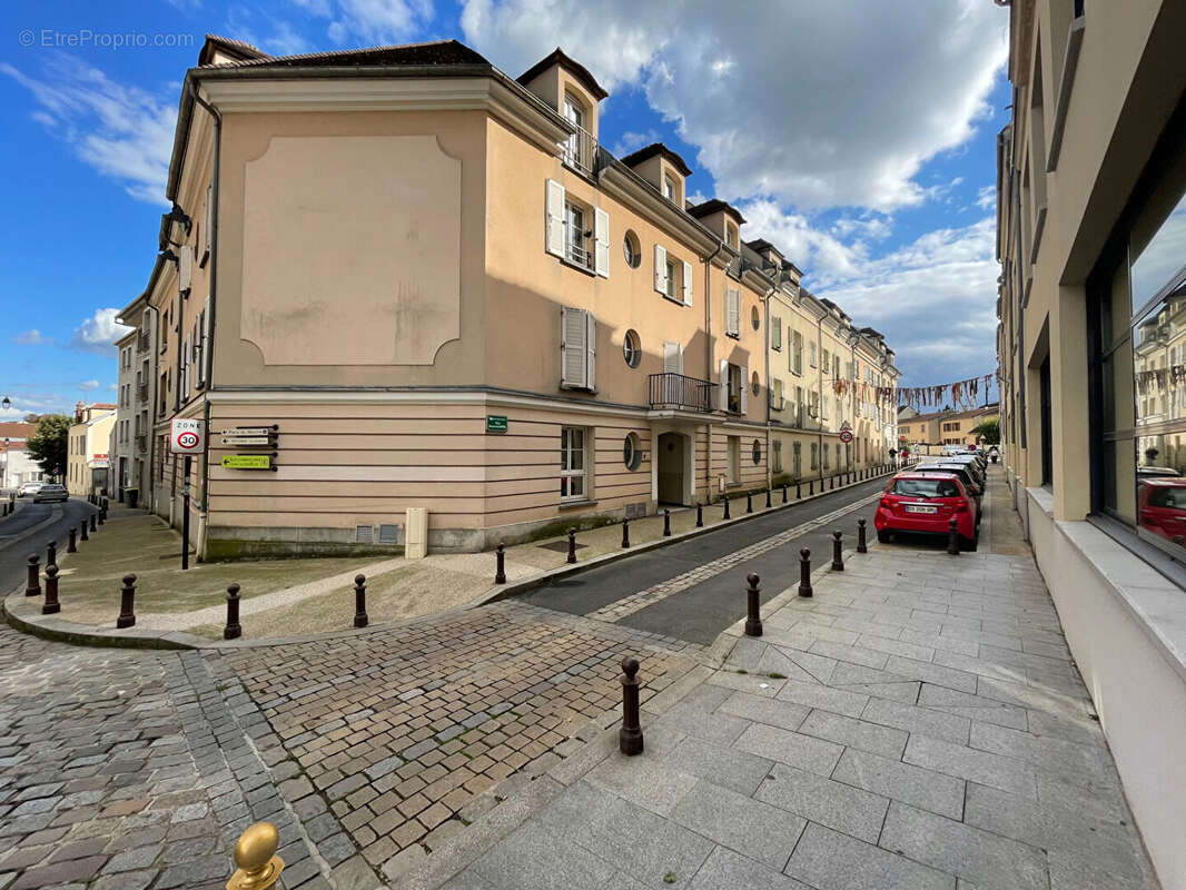 Appartement à BRIE-COMTE-ROBERT