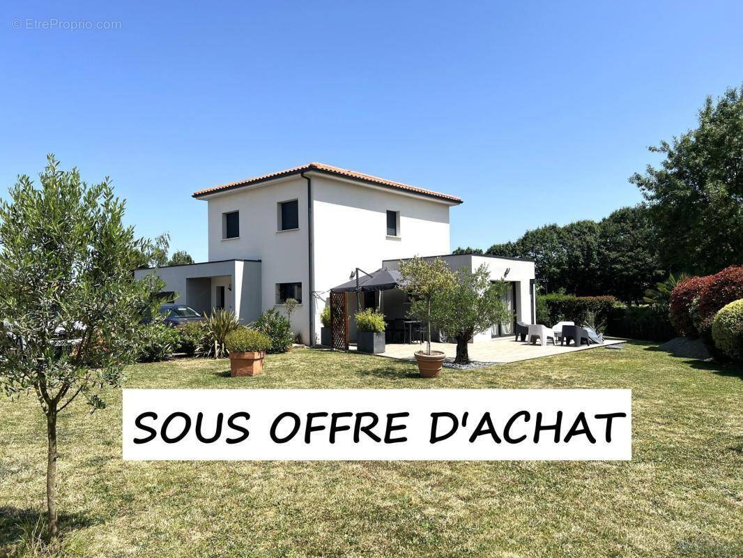 Maison à LE MAY-SUR-EVRE