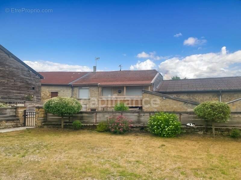 Maison à BOULT-AUX-BOIS