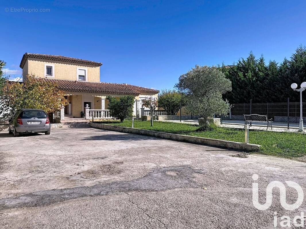 Photo 1 - Maison à SAINT-VICTORET