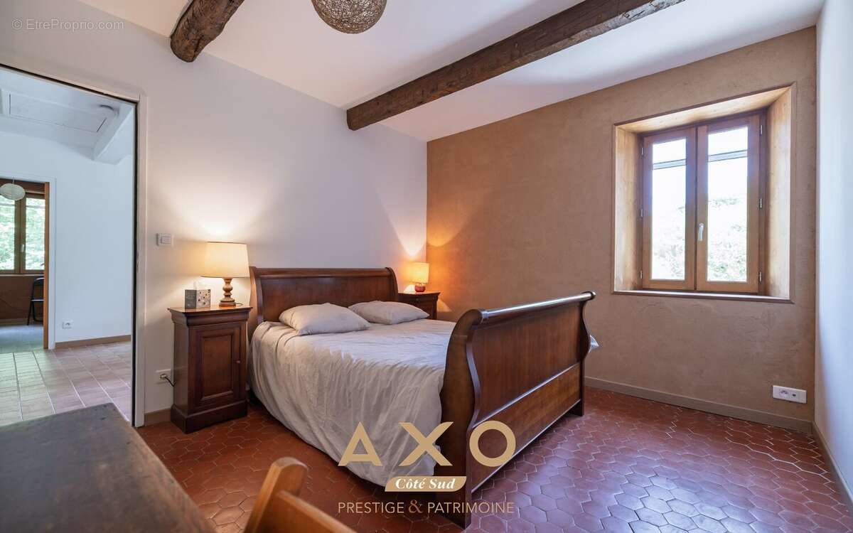 Pays de forcalquier - lurs - bastide - 518 m² - 8 chambres - piscine - salle de concert - parc 3 ha - 1 870 000  - photo 14